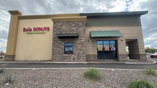 BoSa Donuts
